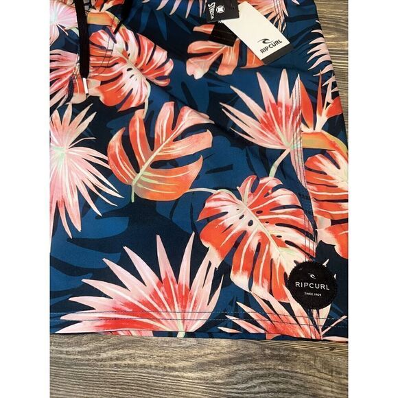 Rip Curl Cargo Board Boys Shorts Swim Trunks. Size 32. NWT. 4 - Picture 2 of 6